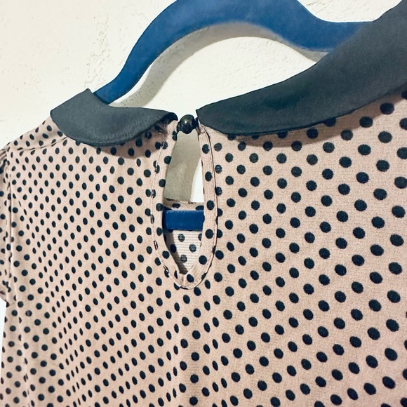 Julie's Closet Black Tan Polka Dot Blouse Peter Pan collar size XL EUC - Picture 5 of 6